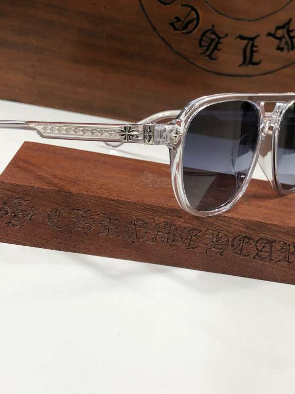 Picture of Chrome Hearts Sunglasses _SKUfw52080116fw